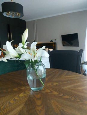 Doris Day Apartment